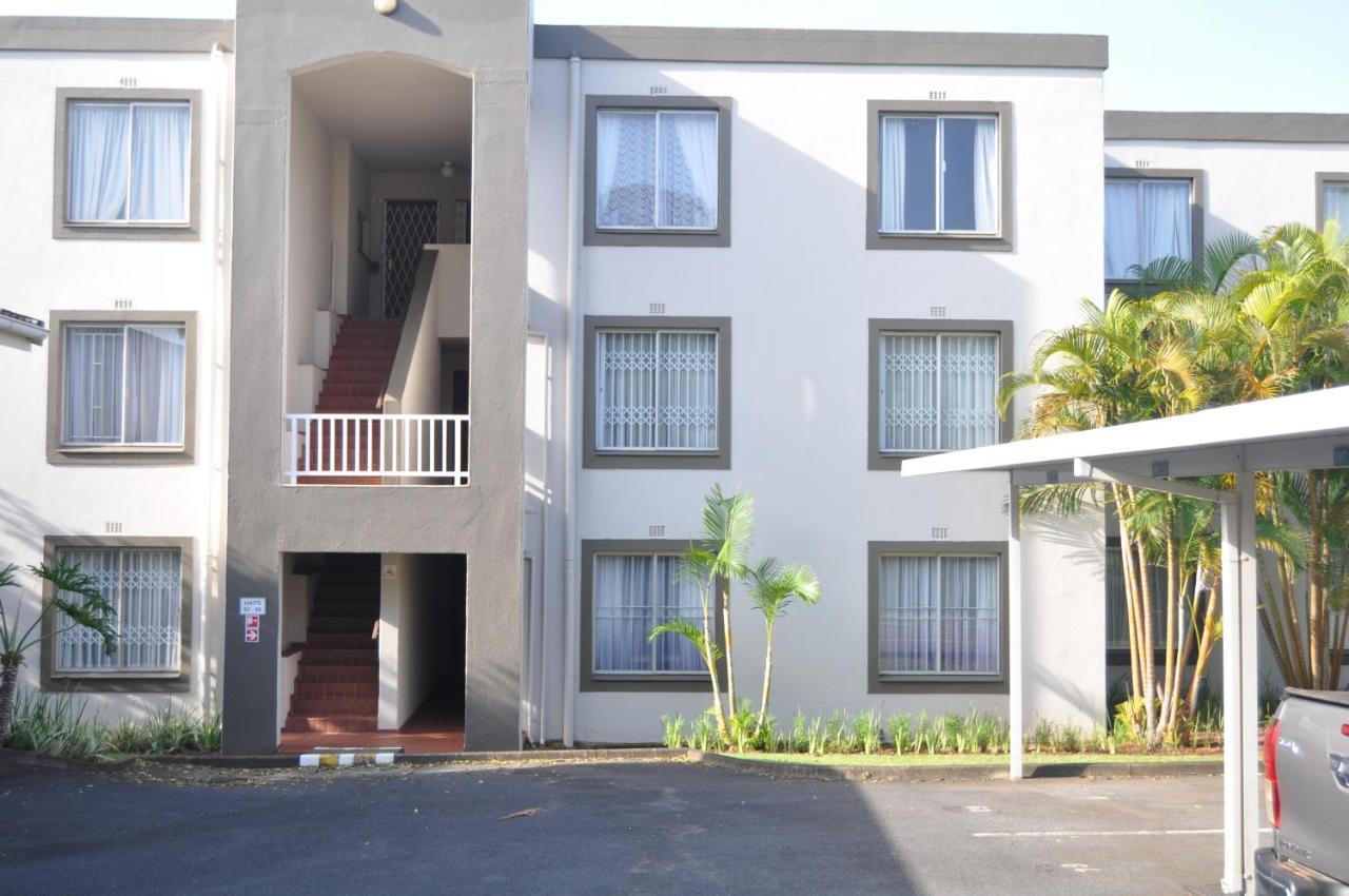 68 Laguna La Crete Apartment Uvongo Beach Exterior photo