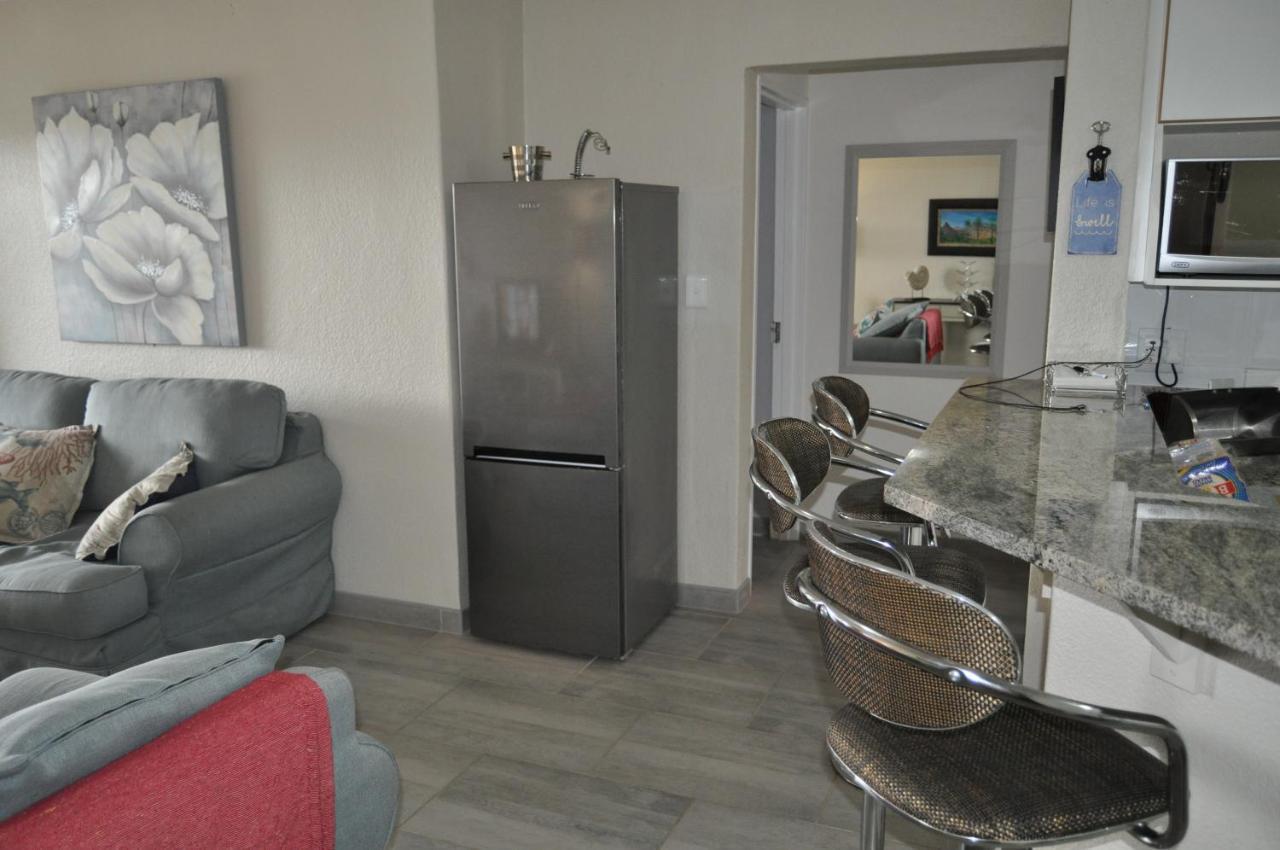 68 Laguna La Crete Apartment Uvongo Beach Exterior photo